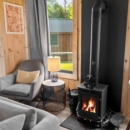 Vermont Scandinavian Chalet - Areches Wolcott Exterior photo